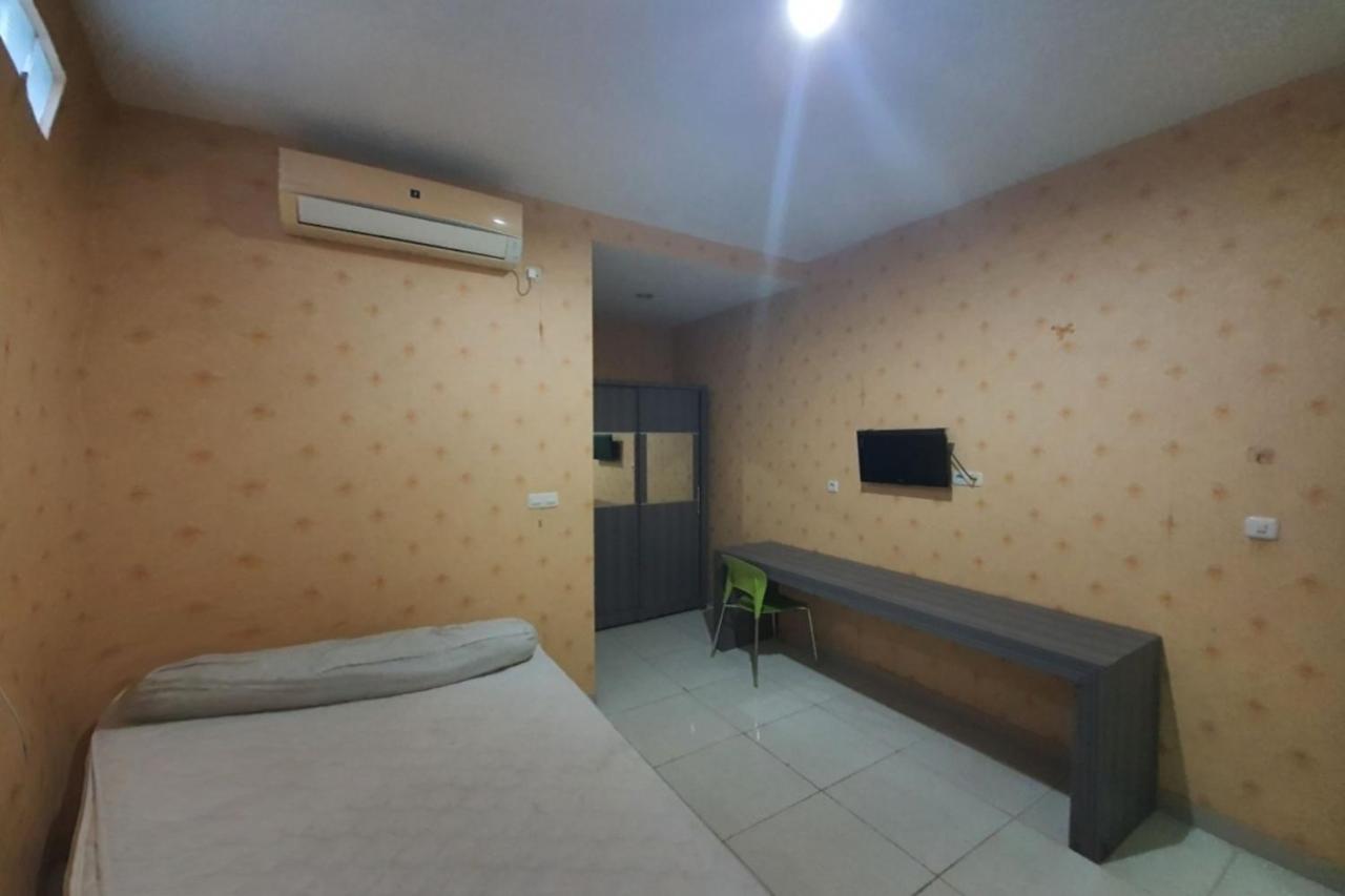 Oyo 93109 Garden Homestay 1 Tpr Surabaya Dış mekan fotoğraf