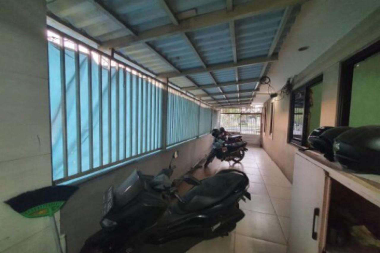 Oyo 93109 Garden Homestay 1 Tpr Surabaya Dış mekan fotoğraf